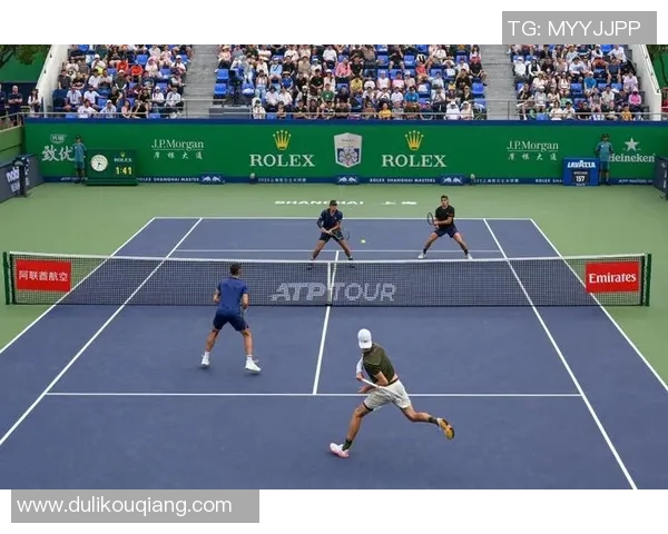 上海网球队整体表现分析：压制对手与失误之间的微妙平衡